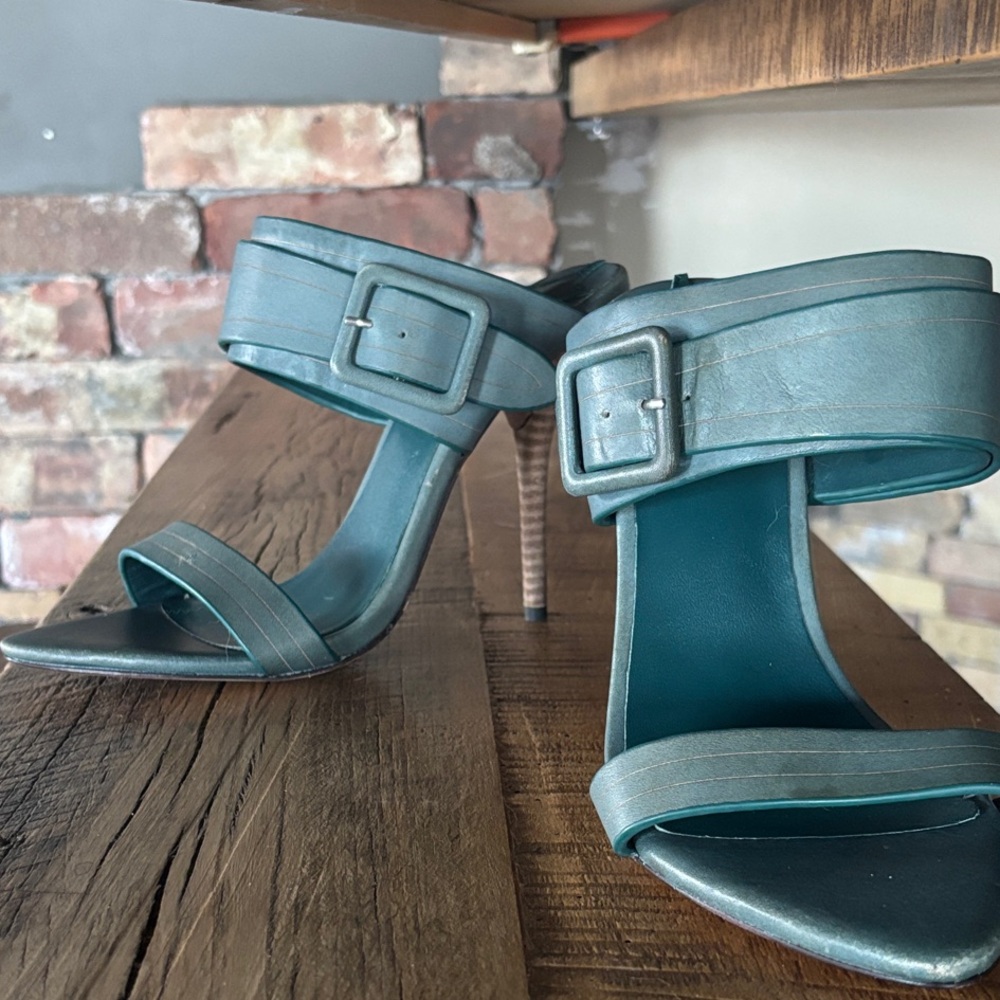 Chic Teal Women's Heels